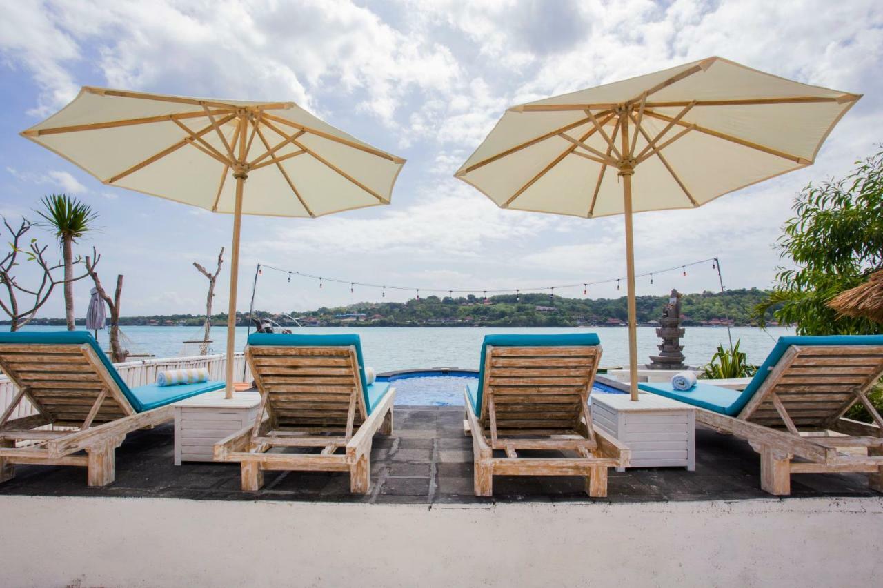 The Waterfront Beach House Lembongan Εξωτερικό φωτογραφία