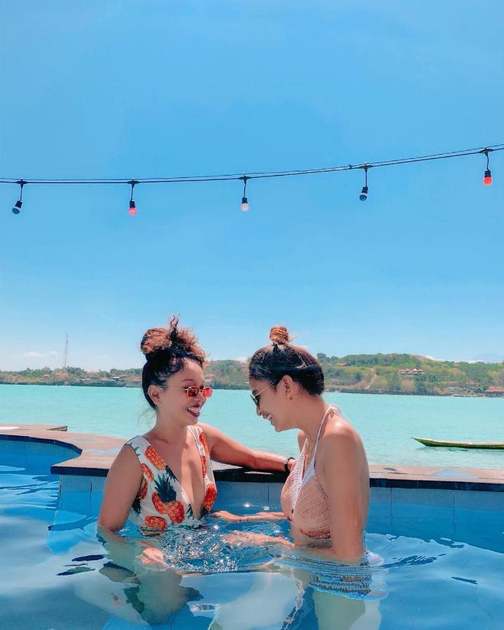 The Waterfront Beach House Lembongan Εξωτερικό φωτογραφία