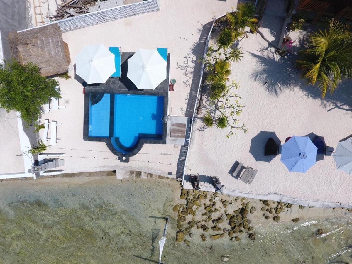 The Waterfront Beach House Lembongan Εξωτερικό φωτογραφία